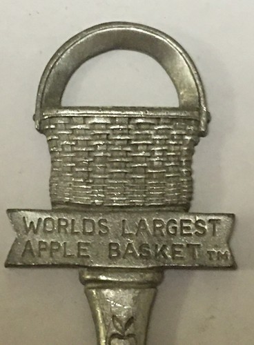 World largest apple - apple, basket